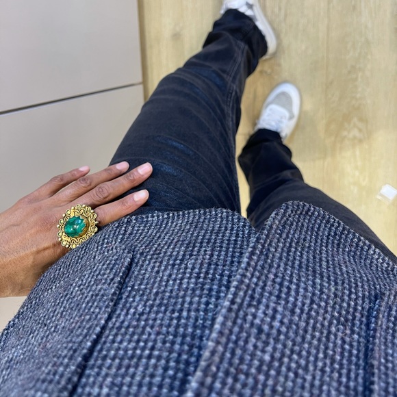 Blazer - Picture 2 of 3